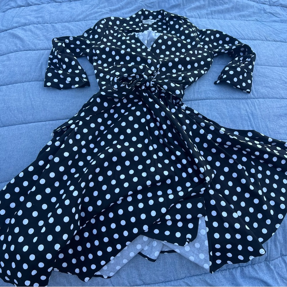 Maggie Tang Black/White Polka Dot Retro 50’s Style Wrap Dress Size Medium